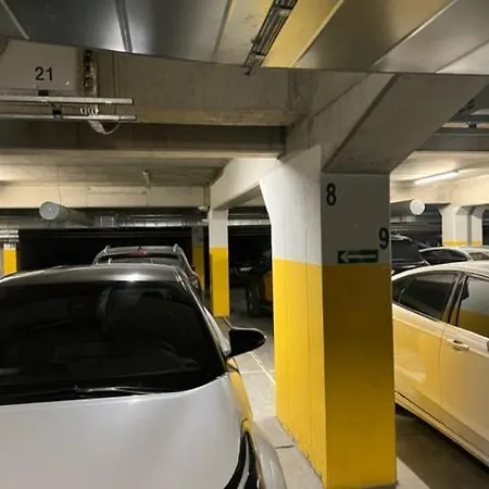 Artur Z Parkingiem Podziemnym, Self Check In, Wifi Władysławowo