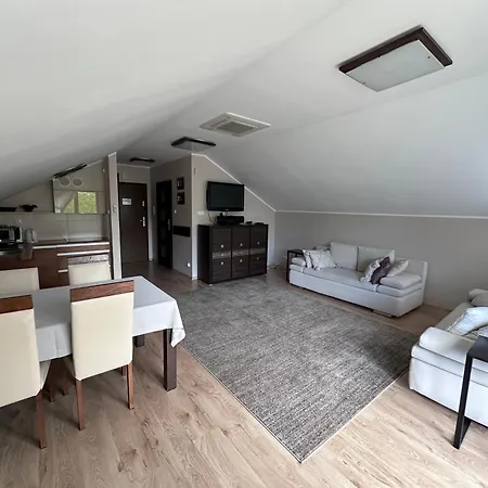 Apartment Artur Z Miejscem Parkingowym Podziemnym, Rowerownia, Self Check In, Wifi Wladyslawowo