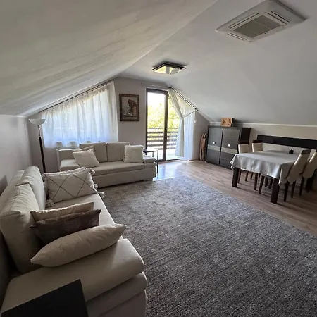 Apartment Artur Z Miejscem Parkingowym Podziemnym, Rowerownia, Self Check In, Wifi *